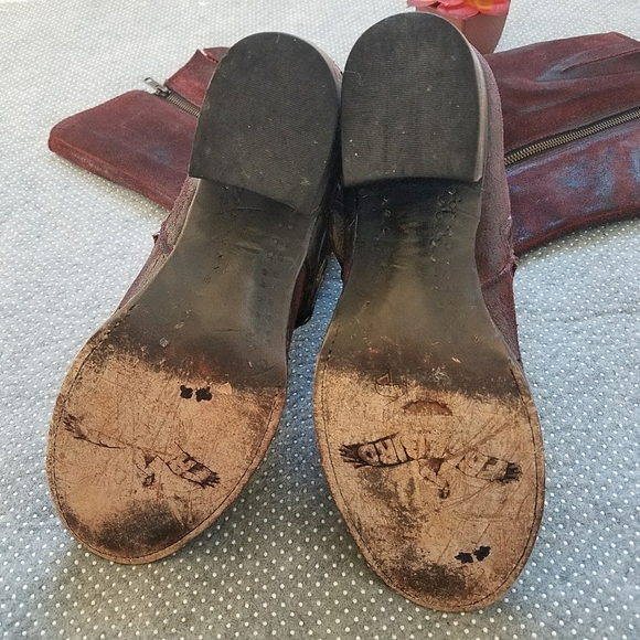 FREEBIRD Siera Red Suede Heel Boot - Picture 2 of 9